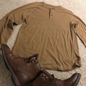 3 button long sleeve shirt